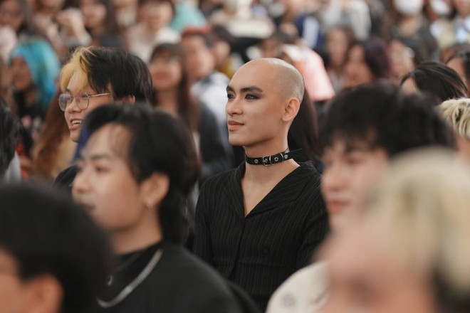 Các thí sinh ấn tượng tham dự chương trình tuyển sinh ở Hà Nội
