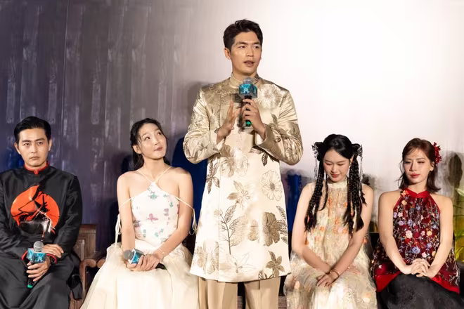 Diễn viên Quốc Anh góp mặt trong "Thám tử Kiên" Diễn viên Quốc Anh góp mặt trong "Thám tử Kiên"