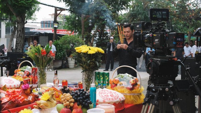 Trần Bảo Sơn lần đầu thử sức trong vai trò đạo diễn sau nhiều năm hoạt động nghệ thuật
