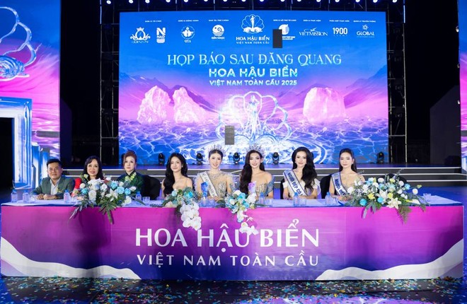 Họp báo sau đêm chung kết của Hoa hậu Biển Việt Nam toàn cầu