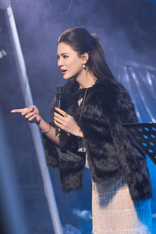Hà Nhi vẫn khẳng định sức hút giữa thị trường âm nhạc hiện nay