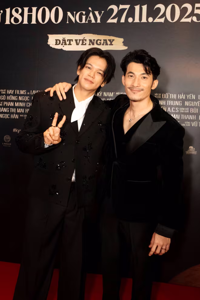 Liên Bỉnh Phát và S(Trong) Trọng Hiếu thân thiết từ khi cả hai cùng tham gia chương trình &quot;Anh trai vượt ngàn chông gai&quot;