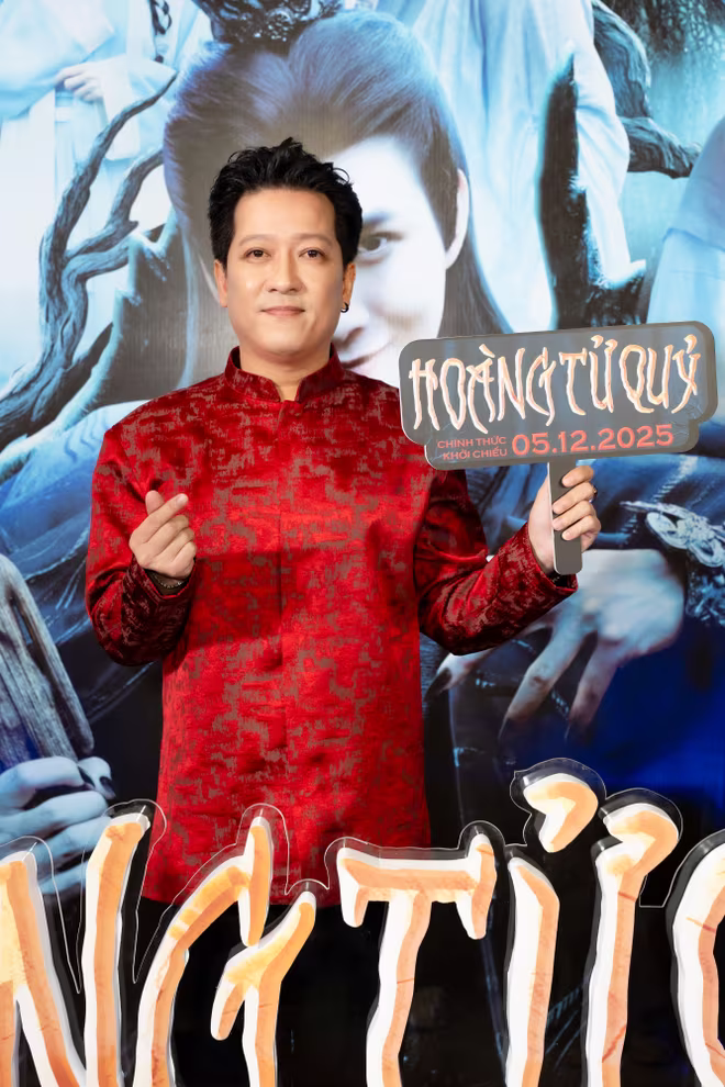 Diễn viên Trường Giang một mình tham dự sự kiện