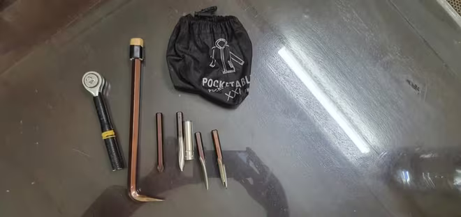 Tang vật thu giữ trên người đối tượng Tang vật thu giữ trên người đối tượng