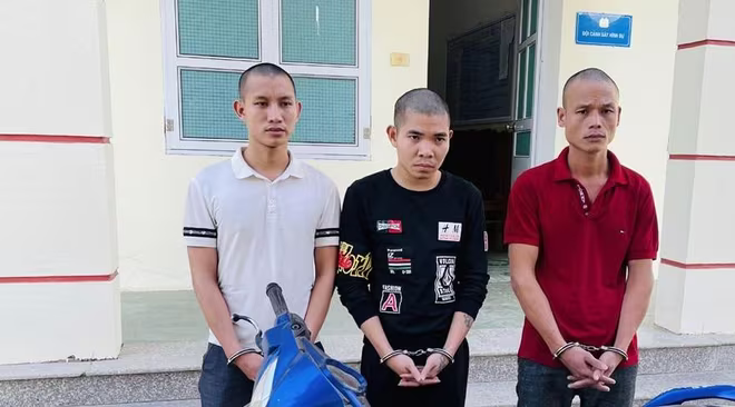 Các đối tượng bị bắt giữ Các đối tượng bị bắt giữ