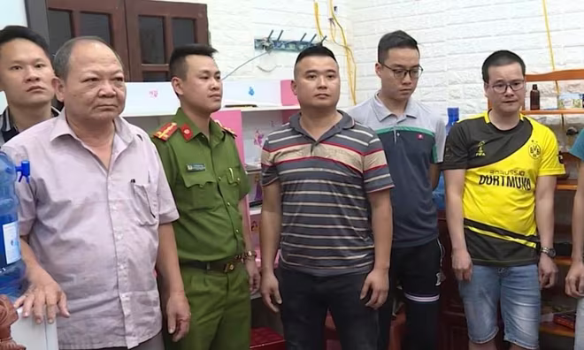 Các đối tượng bị bắt giữ Các đối tượng bị bắt giữ