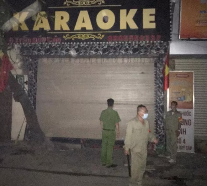48 cơ sở karaoke trên địa bàn đã tuân thủ đóng cửa dừng hoạt động 48 cơ sở karaoke trên địa bàn đã tuân thủ đóng cửa dừng hoạt động
