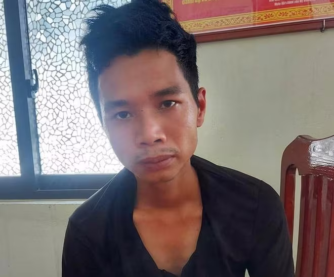 Đối tượng Cao Đình Huân Đối tượng Cao Đình Huân