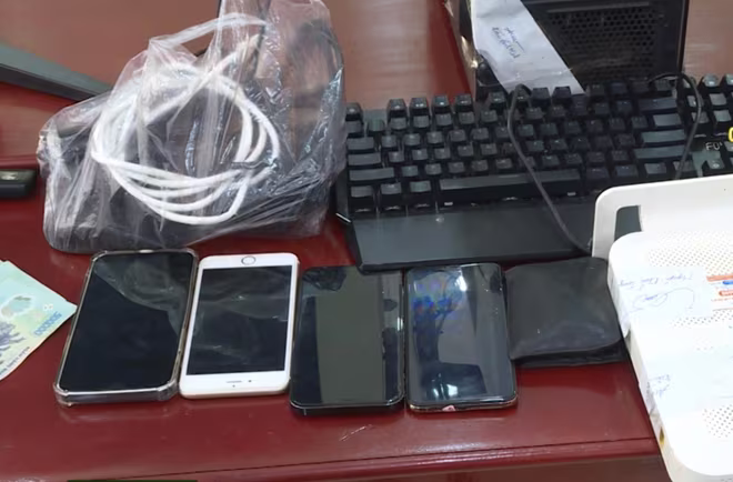 Các tang vật bị thu giữ Các tang vật bị thu giữ