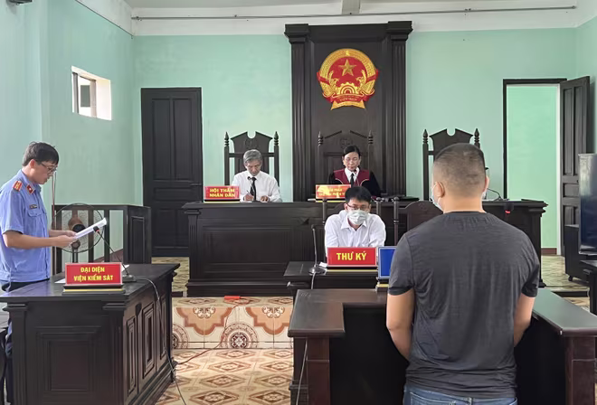 Phiên xét xử sơ thẩm đối với bị cáo Hà Minh Đạo Phiên xét xử sơ thẩm đối với bị cáo Hà Minh Đạo