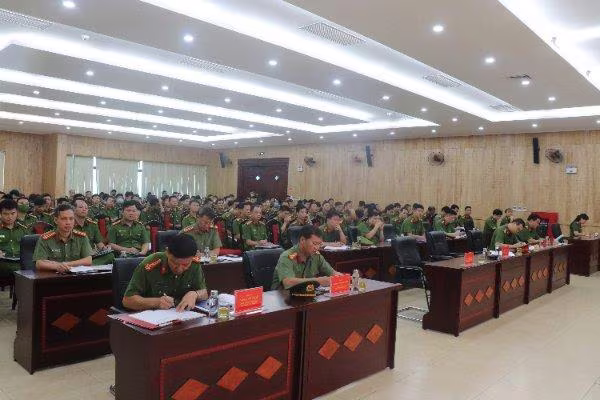 Toàn cảnh hội nghị Toàn cảnh hội nghị
