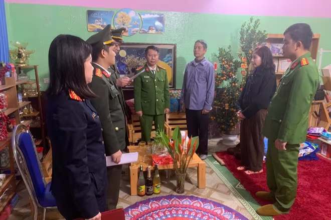 Kiểm sát việc thi hành các quyết định tố tụng đối với Đỗ Thu Hiền.