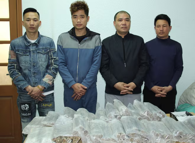 Nhóm đối tượng mua bán trái phép vật liệu nổ Nhóm đối tượng mua bán trái phép vật liệu nổ