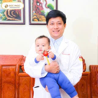 Sự kết hợp giữa y bác sĩ tận tâm, phác đồ cá thể hóa và thiết bị hiện đại tại Đức Phúc đã biến giấc mơ thành hiện thực.