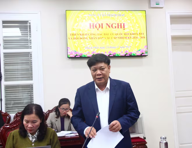 Đồng chí Nguyễn Đăng Quân - Phó Bí thư Thường trực Đảng ủy phát biểu tại hội nghị