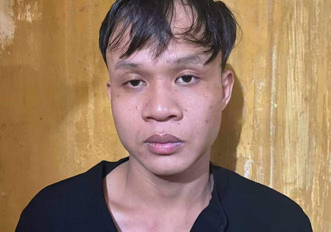 Hai đối tượng Quang và Cường Hai đối tượng Quang và Cường