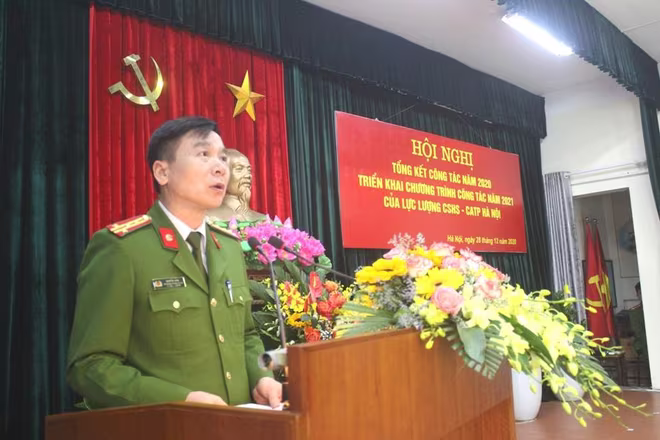 Đại tá Nguyễn Bình, Trưởng Phòng CSHS trân trọng cảm ơn sự quan tâm chỉ đạo của lãnh đạo các cấp, hứa Phòng CSHS sẽ thực hiện nghiêm , hiệu quả các yêu cầu nhiệm vụ được cấp trên và nhân dân giao phó Đại tá Nguyễn Bình, Trưởng Phòng CSHS trân trọng cảm ơn sự quan tâm chỉ đạo của lãnh đạo các cấp, hứa Phòng CSHS sẽ thực hiện nghiêm , hiệu quả các yêu cầu nhiệm vụ được cấp trên và nhân dân giao phó