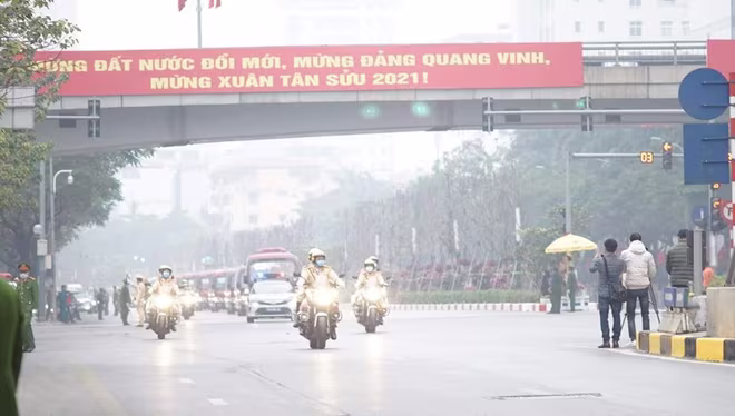 Từng chi tiết trong kế hoạch, phương án phân luồng, đón dẫn được Phòng CSGT, CATP Hà Nội triển khai như ngày chính thức