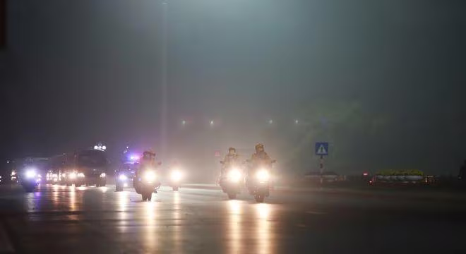 Hà Nội trong những ngày qua nhiệt độ xuống thấp, gió lạnh nhưng tất cả các kíp dẫn vẫn đảm bảo tuyệt đối an toàn, chính xác đến từng giây Hà Nội trong những ngày qua nhiệt độ xuống thấp, gió lạnh nhưng tất cả các kíp dẫn vẫn đảm bảo tuyệt đối an toàn, chính xác đến từng giây