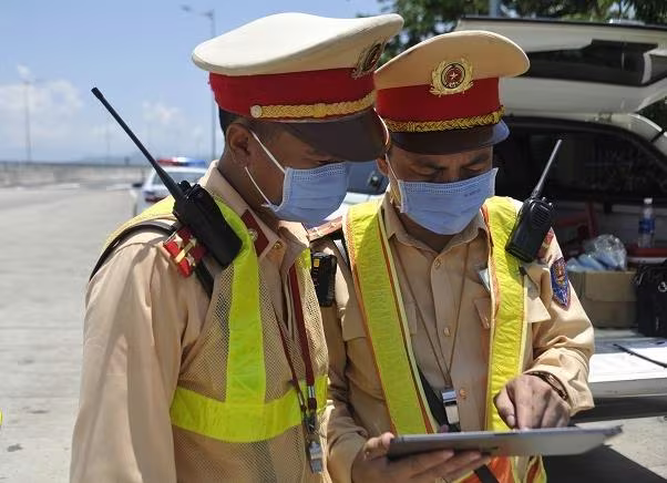 CSGT ứng dụng khoa học công nghệ để có thể xử lý công việc từ xa CSGT ứng dụng khoa học công nghệ để có thể xử lý công việc từ xa