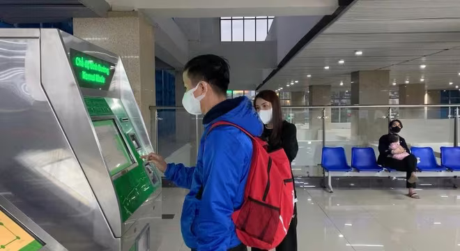 Nhu cầu đi lại của hành khách bằng đường sắt trên cao ngày càng nhiều Nhu cầu đi lại của hành khách bằng đường sắt trên cao ngày càng nhiều