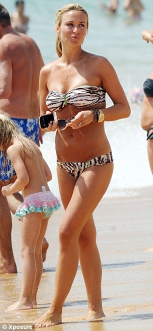 Vợ Steven Gerrard diện bikini khoe thân quyến rũ ảnh 8 Vợ Steven Gerrard diện bikini khoe thân quyến rũ ảnh 8