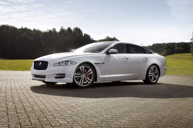 Jaguar giới thiệu gói nâng cấp mới cho XJ Saloon ảnh 7 Jaguar giới thiệu gói nâng cấp mới cho XJ Saloon ảnh 7