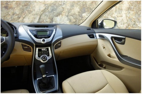 Hyundai Elantra bản couple tại triển lãm Chicago 2012 ảnh 4 Hyundai Elantra bản couple tại triển lãm Chicago 2012 ảnh 4