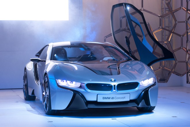 Cặp đôi BMW i3 và i8 trình diễn ấn tượng cùng người đẹp Mission Impossible 4 ảnh 1 Cặp đôi BMW i3 và i8 trình diễn ấn tượng cùng người đẹp Mission Impossible 4 ảnh 1