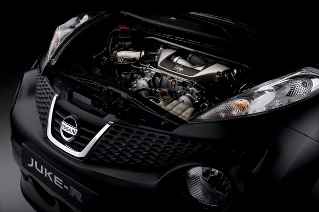 Vẻ đẹp góc cạnh và sự đột phá của Nissan Juke-R ảnh 6 Vẻ đẹp góc cạnh và sự đột phá của Nissan Juke-R ảnh 6