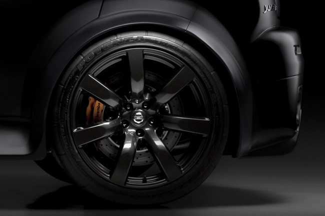 Vẻ đẹp góc cạnh và sự đột phá của Nissan Juke-R ảnh 9 Vẻ đẹp góc cạnh và sự đột phá của Nissan Juke-R ảnh 9