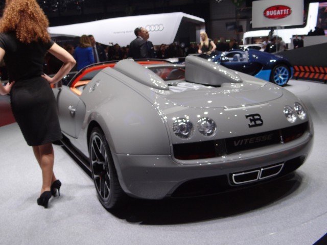 Bugatti tung "hàng khủng" mới ảnh 12 Bugatti tung "hàng khủng" mới ảnh 12