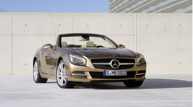 Mercedes-Benz SL550 sẽ có giá từ 106.375 USD  ảnh 1