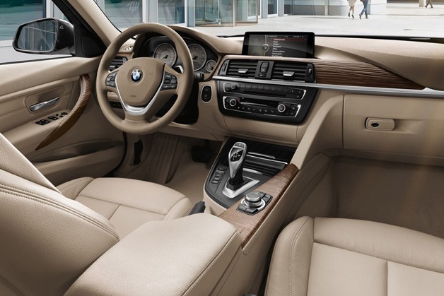 BMW Series 3 hoàn toàn mới chính thức xuất hiện tại Việt Nam ảnh 2 BMW Series 3 hoàn toàn mới chính thức xuất hiện tại Việt Nam ảnh 2