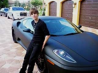 Điểm danh bộ sưu tập xế hộp khủng của Justin Bieber ảnh 8 Điểm danh bộ sưu tập xế hộp khủng của Justin Bieber ảnh 8
