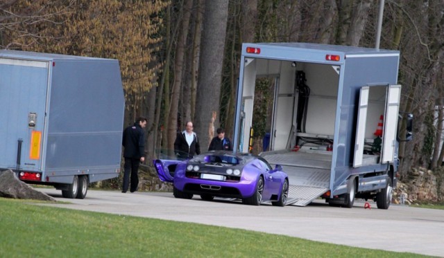 Lộ ảnh Bugatti Veyron Super Sports màu tím pha đen lạ mắt ảnh 1 Lộ ảnh Bugatti Veyron Super Sports màu tím pha đen lạ mắt ảnh 1