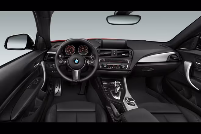 BMW M235i lộ ảnh ngay trước khi được giới thiệu ảnh 5 BMW M235i lộ ảnh ngay trước khi được giới thiệu ảnh 5