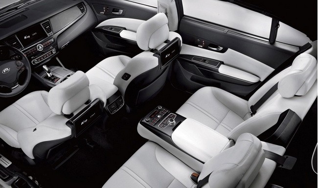 Xế sang Kia K900 sẵn sàng ra mắt ảnh 4 Xế sang Kia K900 sẵn sàng ra mắt ảnh 4