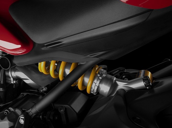 Ducati cho ra mắt chiếc Monster 1200 mới ảnh 8 Ducati cho ra mắt chiếc Monster 1200 mới ảnh 8
