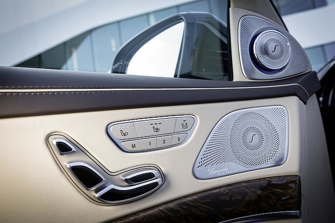 Mercedes trình làng sedan hạng sang S65 AMG 2014 ảnh 7 Mercedes trình làng sedan hạng sang S65 AMG 2014 ảnh 7
