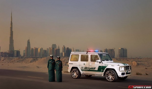 Chiêm ngưỡng xe độ đặc biệt của cảnh sát Dubai ảnh 3 Chiêm ngưỡng xe độ đặc biệt của cảnh sát Dubai ảnh 3