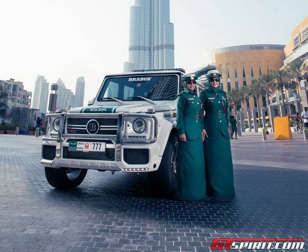Chiêm ngưỡng xe độ đặc biệt của cảnh sát Dubai ảnh 9 Chiêm ngưỡng xe độ đặc biệt của cảnh sát Dubai ảnh 9