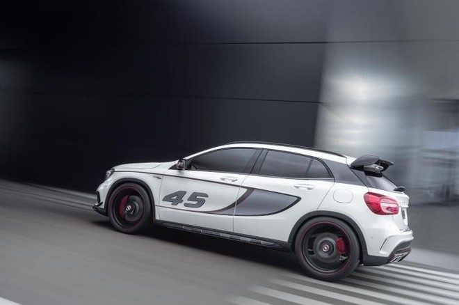 Mercedes GLA 45 AMG concept: Trẻ trung và năng động ảnh 2 Mercedes GLA 45 AMG concept: Trẻ trung và năng động ảnh 2