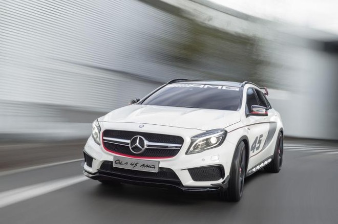 Mercedes GLA 45 AMG concept: Trẻ trung và năng động ảnh 4 Mercedes GLA 45 AMG concept: Trẻ trung và năng động ảnh 4