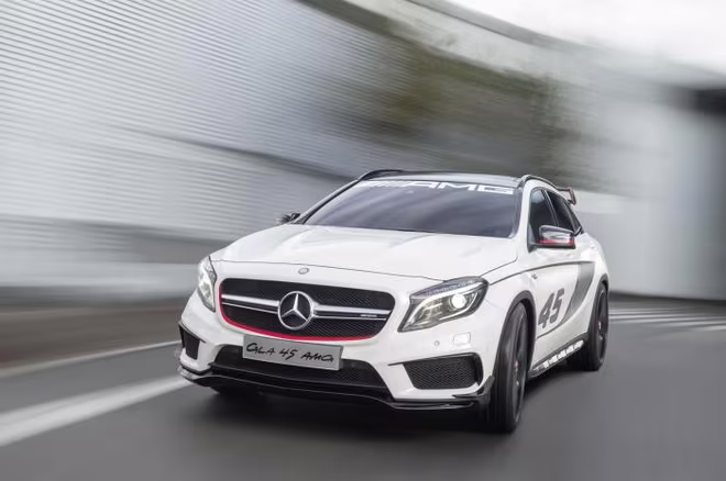 Mercedes GLA 45 AMG concept: Trẻ trung và năng động ảnh 4 Mercedes GLA 45 AMG concept: Trẻ trung và năng động ảnh 4