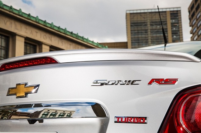 Chevrolet chính thức giới thiệu Sonic RS 2014 ảnh 4 Chevrolet chính thức giới thiệu Sonic RS 2014 ảnh 4