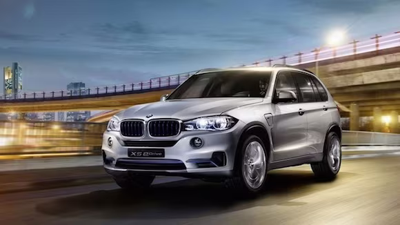 BMW giới thiệu bản nâng cấp của concept X5 eDrive  ảnh 9