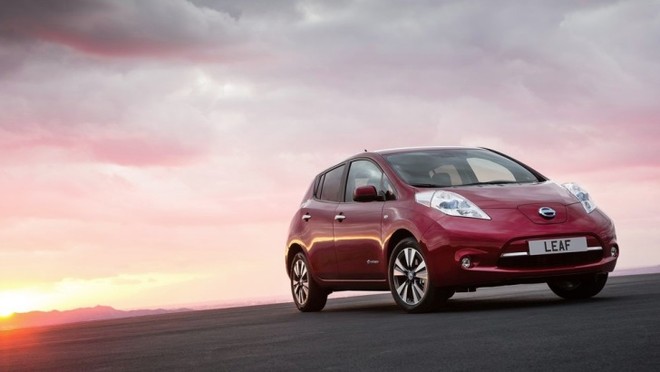 Nissan Leaf 2015 được bổ sung thêm nhiều tính năng mới ảnh 1 Nissan Leaf 2015 được bổ sung thêm nhiều tính năng mới ảnh 1