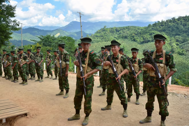 Quân đội Myanmar Quân đội Myanmar