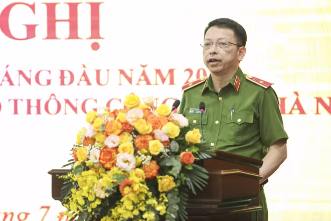 Thiếu tướng Nguyễn Hồng Ky - Phó Giám đốc Công an TP Hà Nội phát biểu tại hội nghị